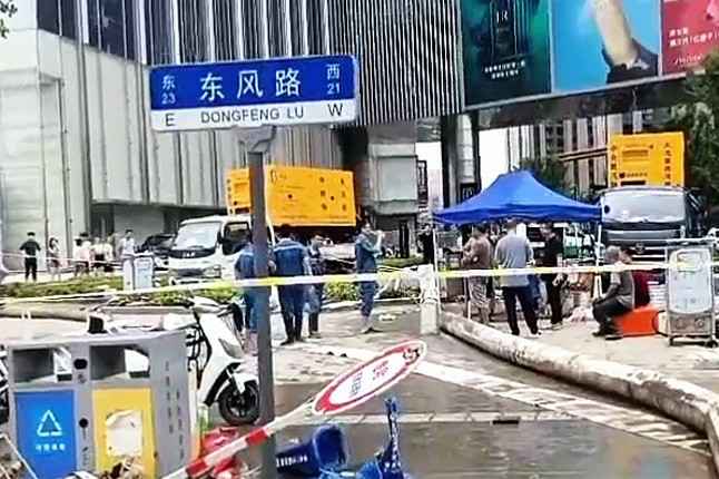 米兰体育·米兰网站登录入口-米兰(中国)排涝突击队在排涝现场